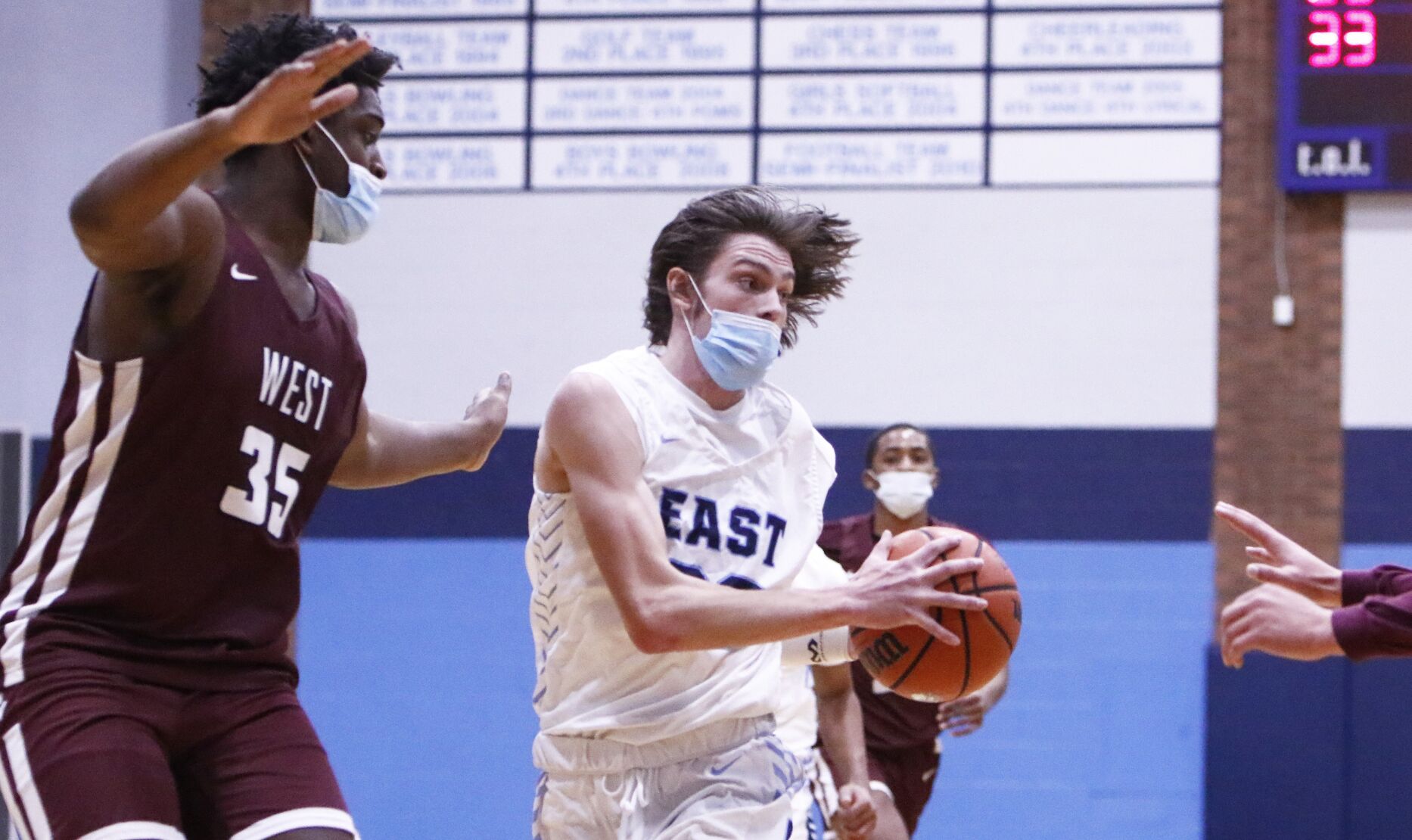 Belleville East vs. Belleville West boys basketball